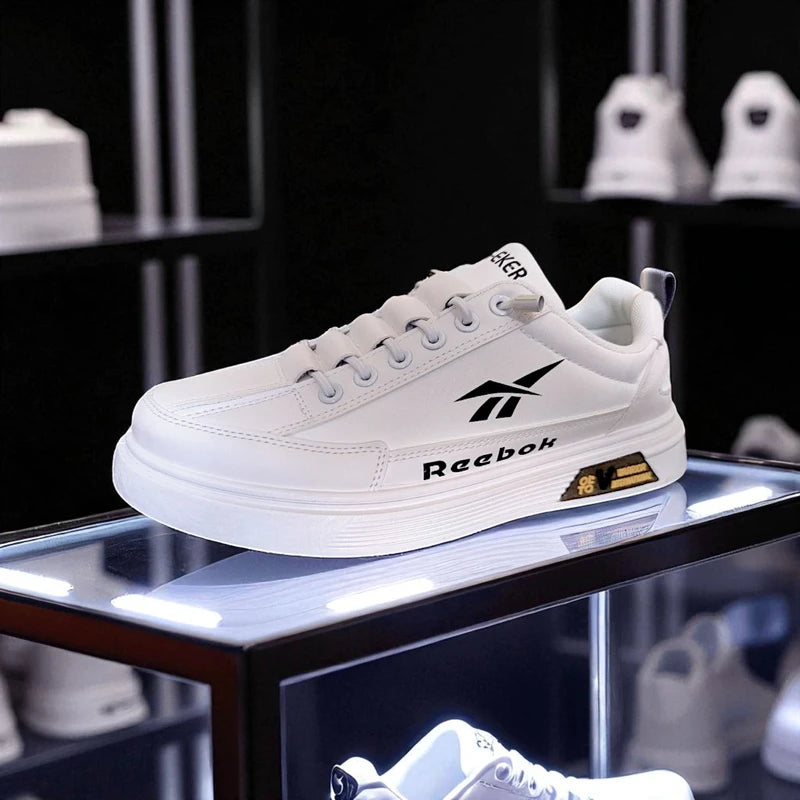 307 - White Reebok Sneakers — ট্রাবেল ট্যুর এবং ক্যাজুয়াল