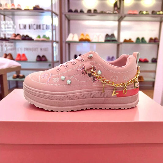 224 - Pink Sneakers – দারুন কিউট, ট্রেন্ডি মেয়েদের জন্য স্টাইলিশ চয়েস