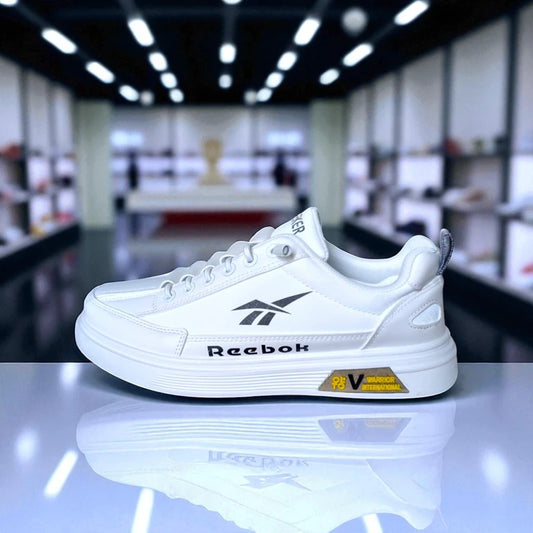 307 - White Reebok Sneakers — ট্রাবেল ট্যুর এবং ক্যাজুয়াল ইউজের জন্য সেরা
